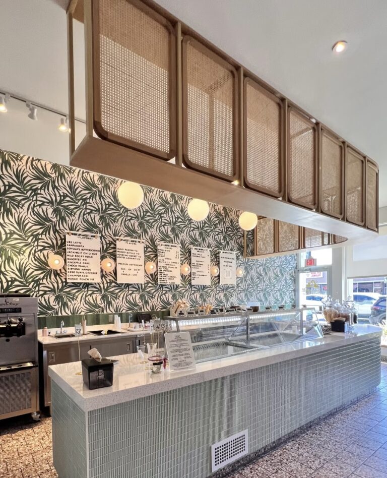 picture of the interior of sampaguita