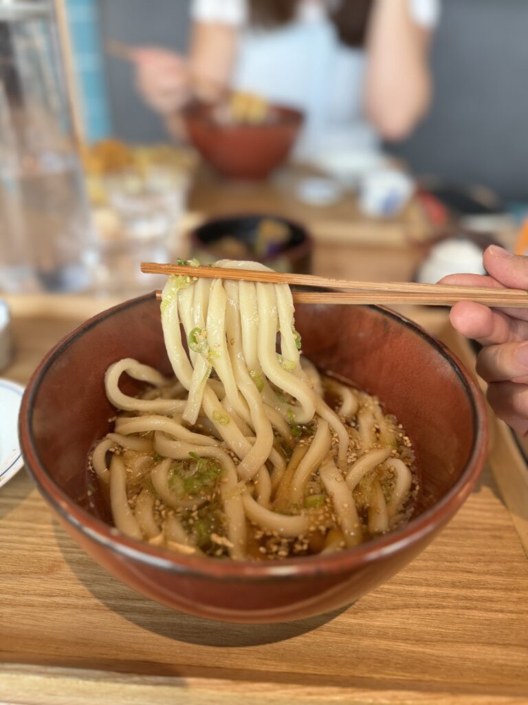 Zaru: Mixed Review of Mills District’s Sanuki Style Udon Shop