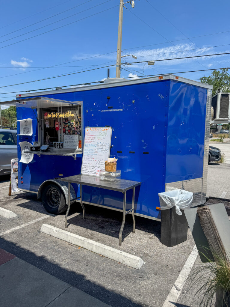 mae tao and sons foodtruck