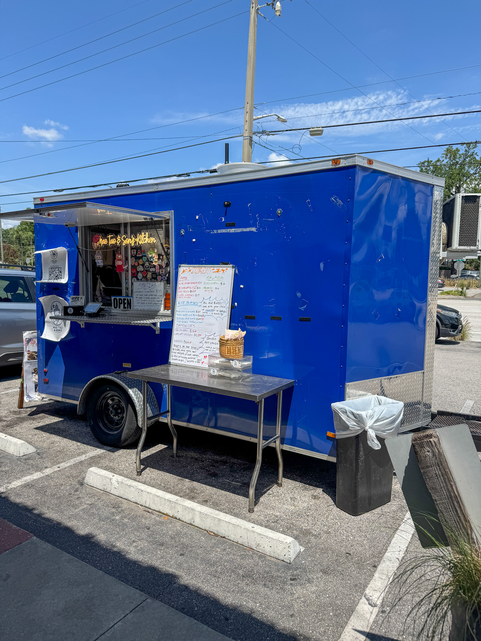 mae tao and sons foodtruck