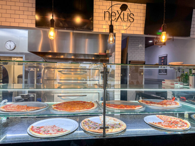 nexus pizza interior
