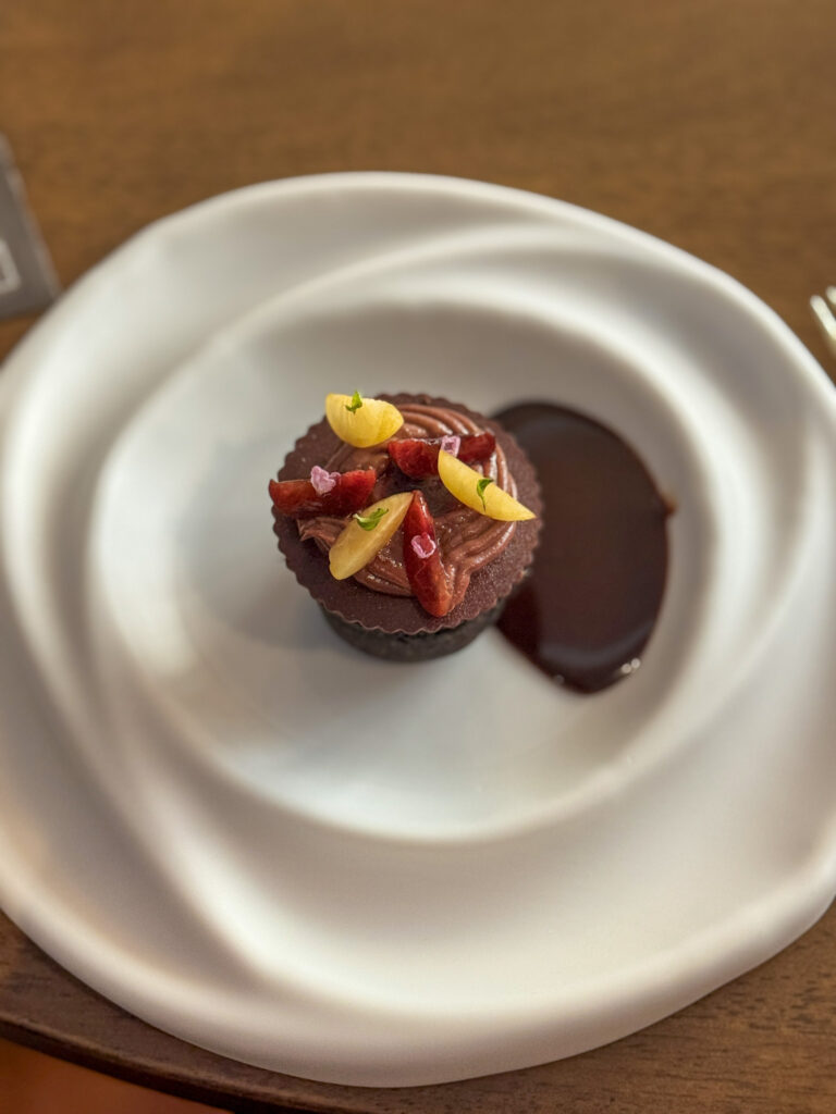 omo by jont cherry chocolate choux