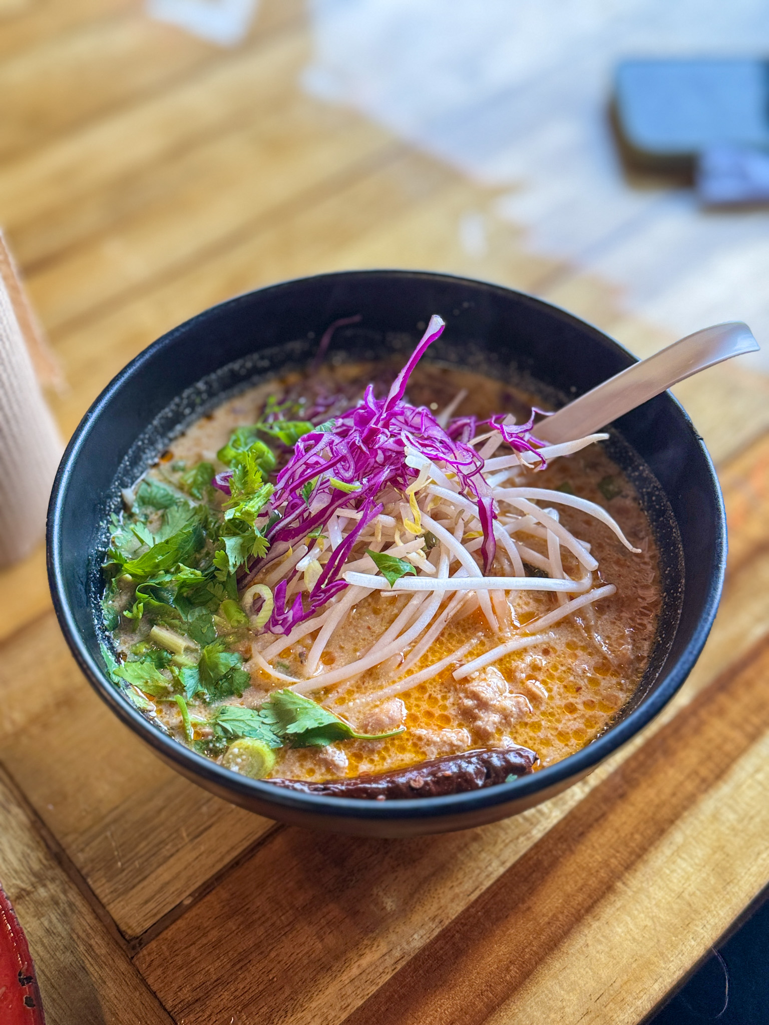 Kapoon Nam Gai
